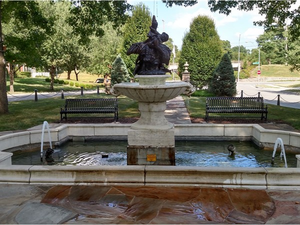 Fountain in an Armour Fields park