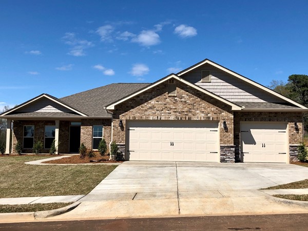 Parker Plan home in Oak Forest subdivision