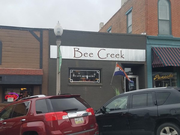Bee Creek Cafe - Downtown Platte City