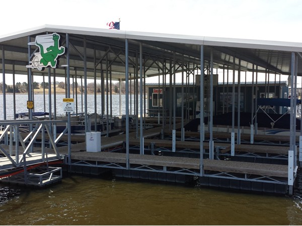 We are fortunate to have such a great full service marina.The gas dock makes refueling  convenient. 