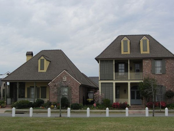 Beautiful cottage homes in the village of River Ranch