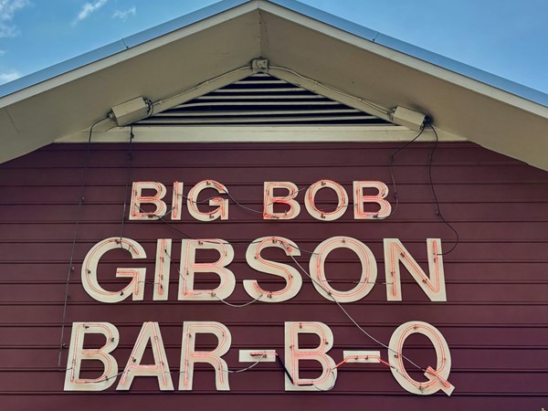 Big Bob Gibson brings the flavor in all things southern food