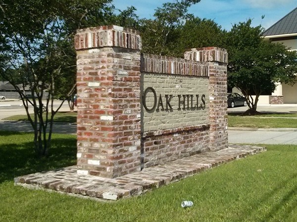 Oak Hills subdivision entrance on Perkins Road