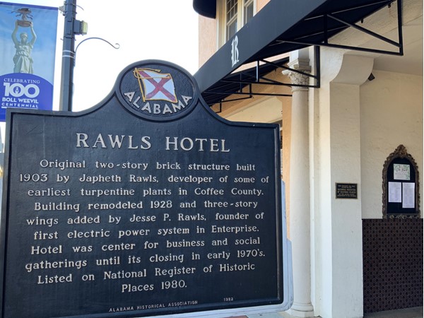 The Rawls Hotel, historic hotel with fine dining