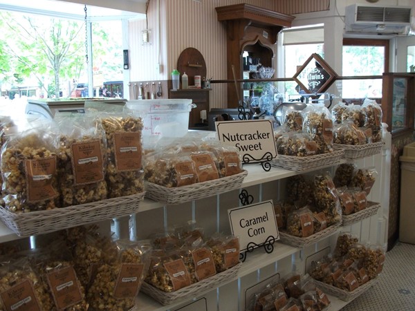 Kilwin's Chocolates is one of mom's favorite shops. It's always very busy and is a tourist favorite