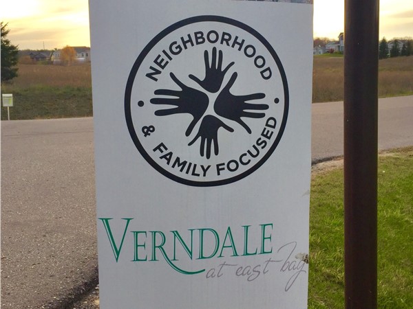 Verndale at East Bay is bordered by a golf course and is close to schools, beaches, and shops