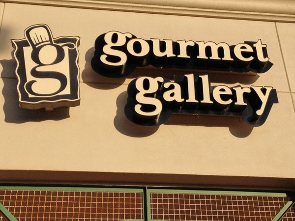 Gourmet Gallery near Quail Creek. Love buying my closing gifts here