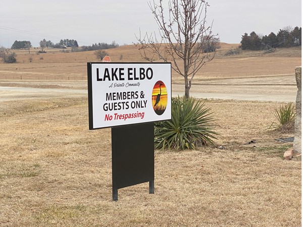 Lake Elbo Neighborhood