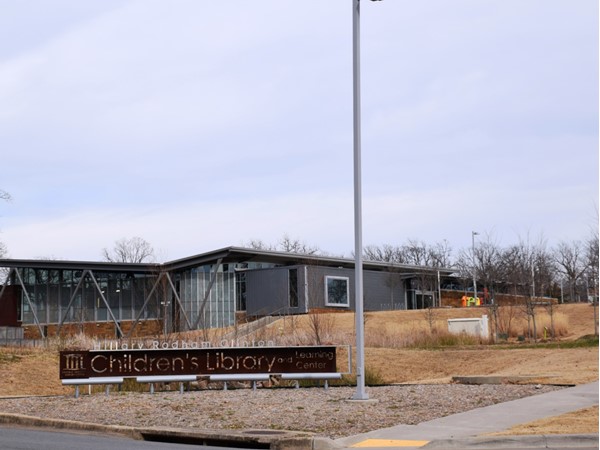 The Hillary Rodham Clinton Children's Library is located just across I-630 from the Zoo