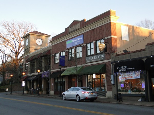 Shops and restaurants in Historic Hillcrest, just west of downtown Little Rock