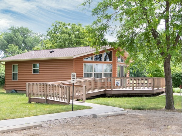 Come and stay in the cabins at Snyder Bend Park. There are four cabins available to rent
