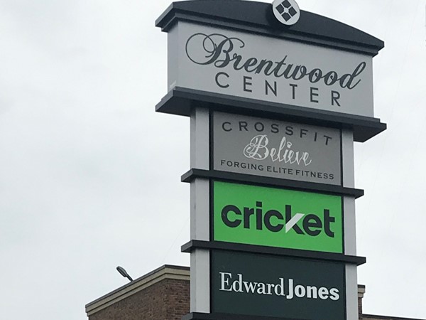 Small strip mall tucked in front of Hawthorne Plaza. Houses Edward Jones and Believe Crossfit 