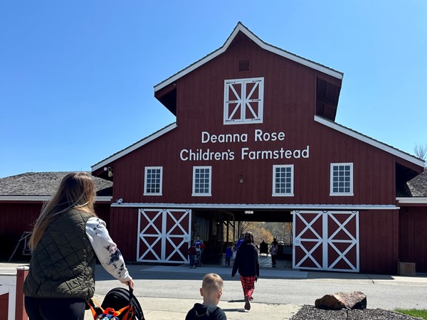 Family fun and animal feeding, free admission after 2 p.m. 