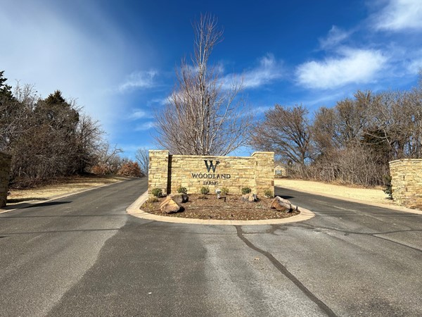 Woodland has large spacious lots and shop approved in the community
