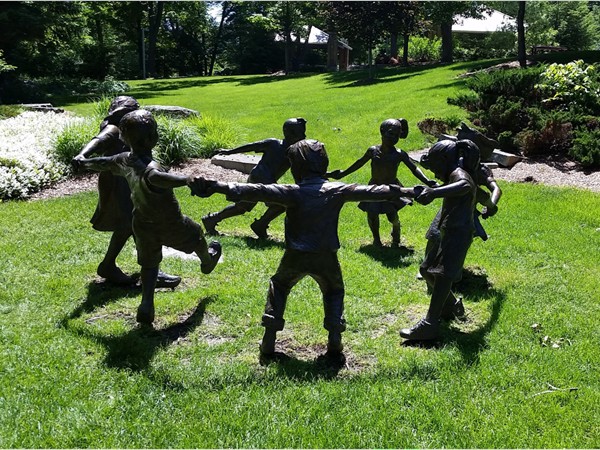 Enjoyed lunch at this beautiful sculpture garden in Cascade