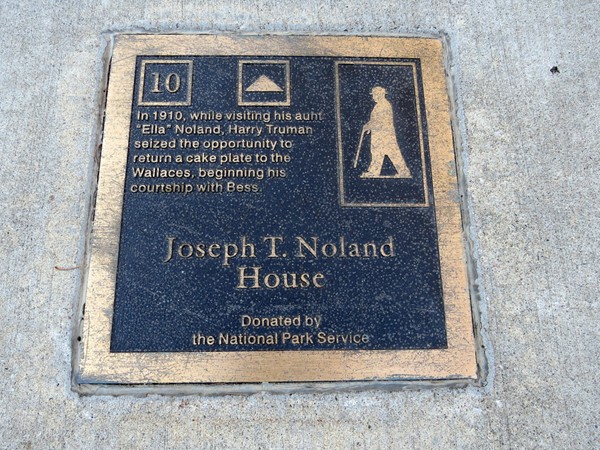 Plaque at the historic Noland Home in Independence