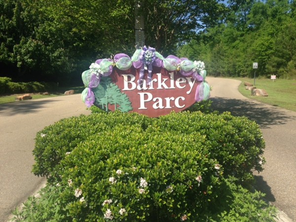 Entrance into Barkley Parc subdivision: Getting ready for Easter