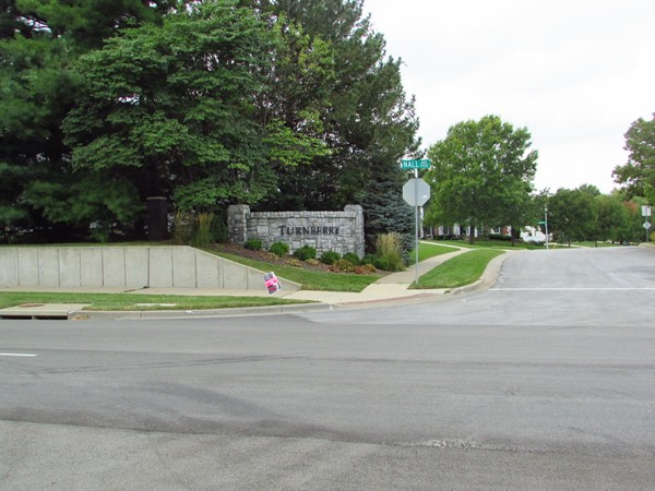 Entrance to Turnberry on Nall Avenue