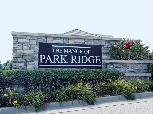 Entrance to The Manor of Park Ridge