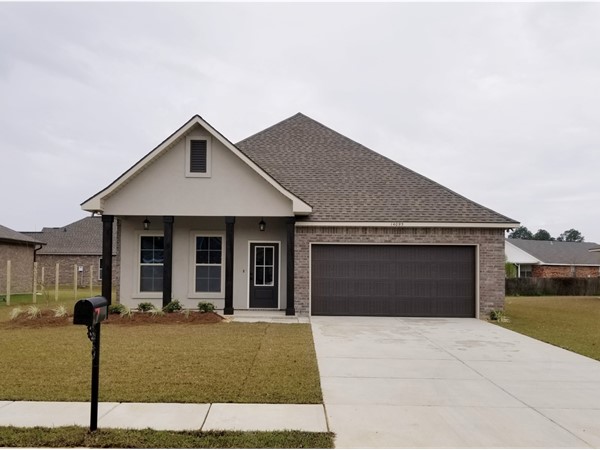 Congratulations to the happy 1st time homeowners of this gorgeous new DSLD home in D'iberville MS!