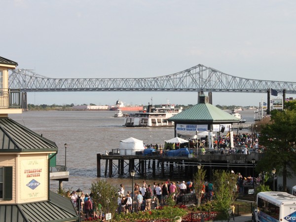 Mississippi River view front a downtown riverfront location