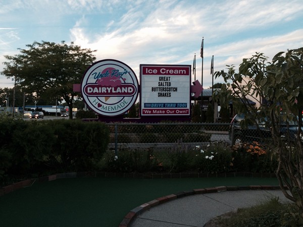 Uncle Ray's - a great place for ice cream and putt-putt golf