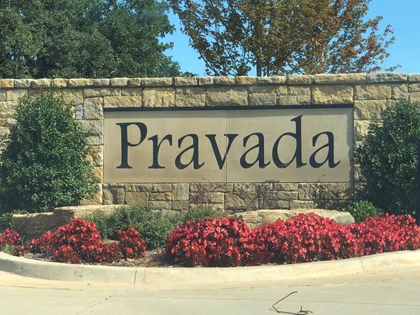 Welcome to Pravada - lots available for custom homes with Silver Stone