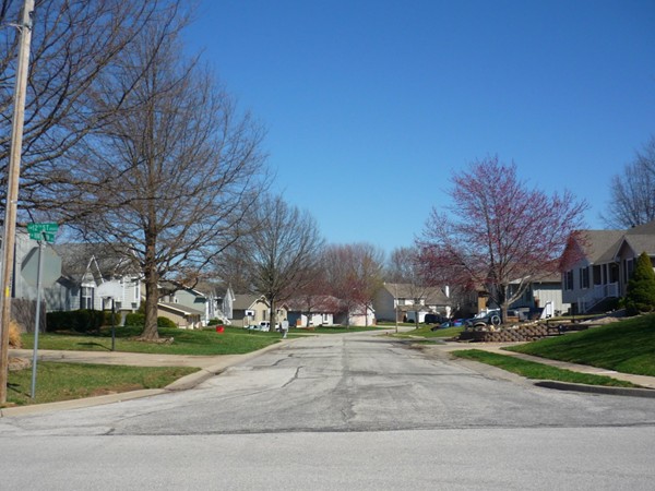 Southwest Huntington Road from Southwest 12th Street in Southgate Hills looking east 