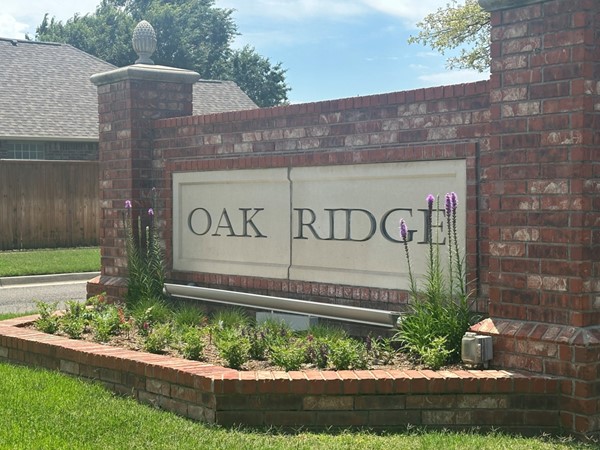 Entrance to Oak Ridge Neighborhood