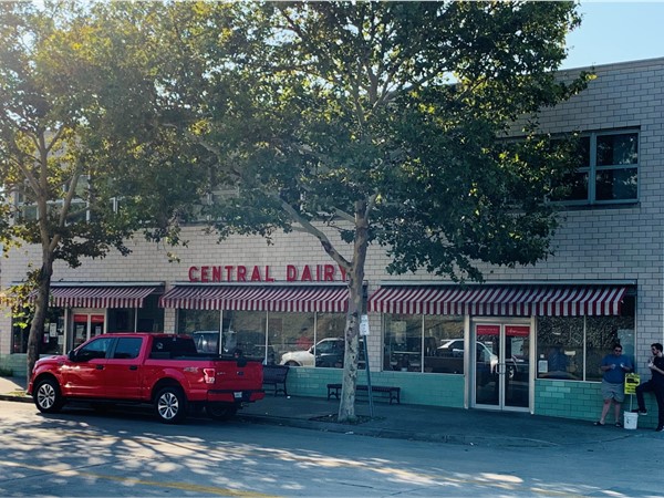 Central Dairy here since 1942 in JC - Open daily for all your ice cream cravings...yummy
