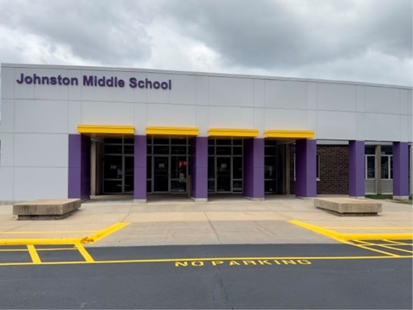 Johnston Middle School is centrally located in the heart of the city between Merle Hay and 86th St.