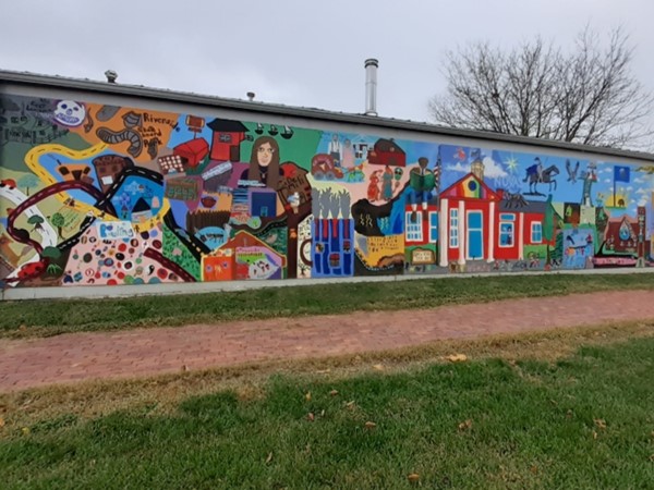 Beautiful mural in East Lawrence 