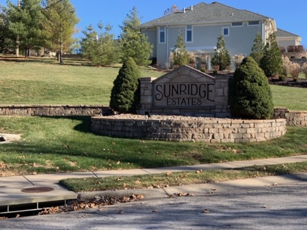 Entrance to the gorgeous Sunridge Estates neighborhood.