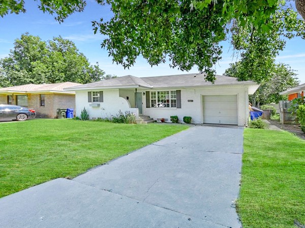 OU has cute bungalows located just one mile west of campus. 