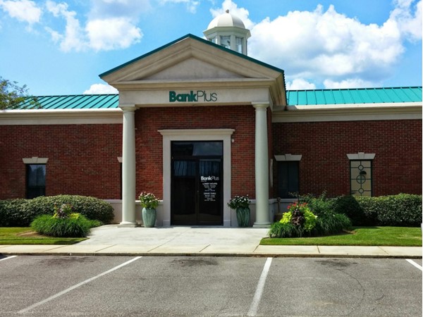Bank Plus located in town