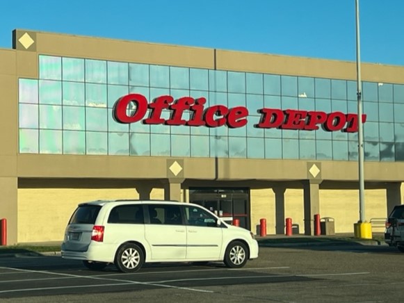The staff is very fast and efficient at Office Depot