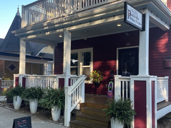 Parkville Wine House is so much fun!