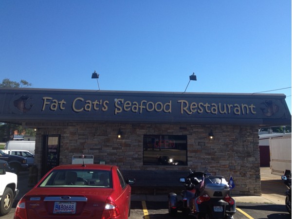 Some of the best food in Rogersville, come to Fat Cat's