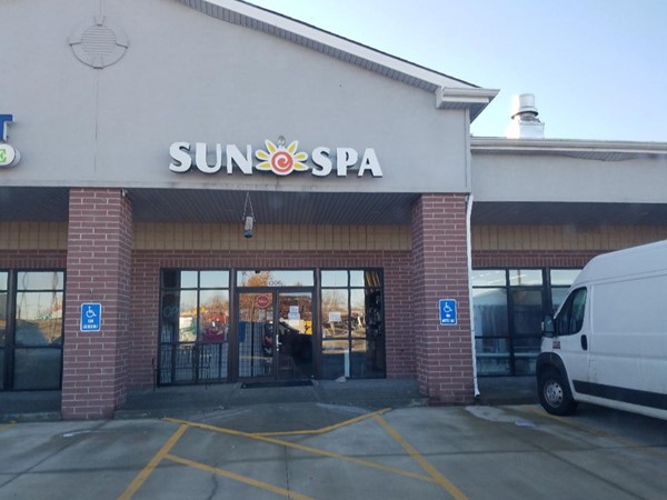 The Sun Spa is conveniently located in Platte City. Get that golden tan in December