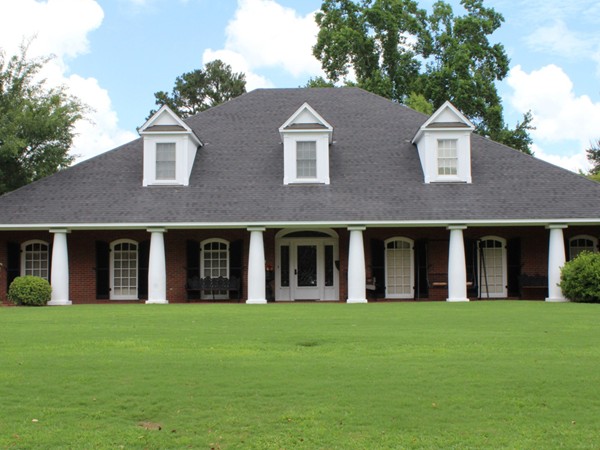 Plantation Park is a great neighborhood in the North Monroe area