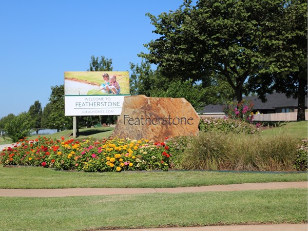 Featherstone entrance located off SW 164th in South Oklahoma City  