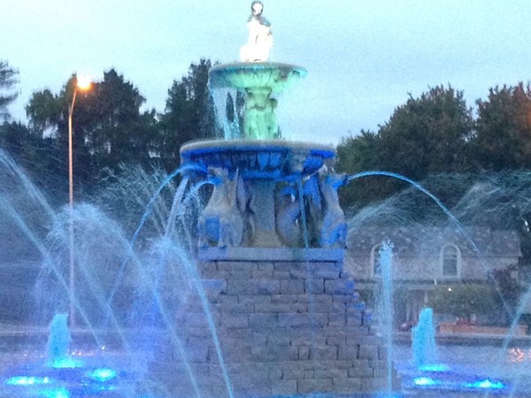 Beautiful fountain on Ward Parkway and Meyer Circle 