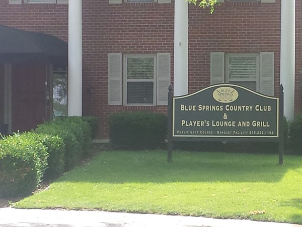 Blue Springs Country Club entrance