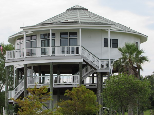 Living in a round home gives great views of the MS Gulf Coast