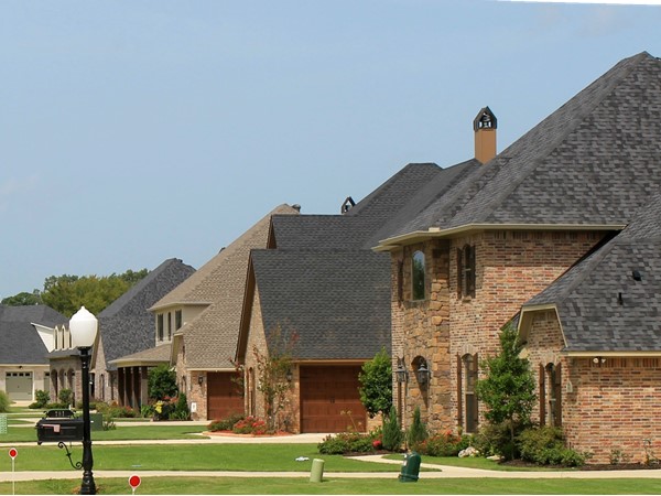 A variety of beautiful homes in Cathey Acres