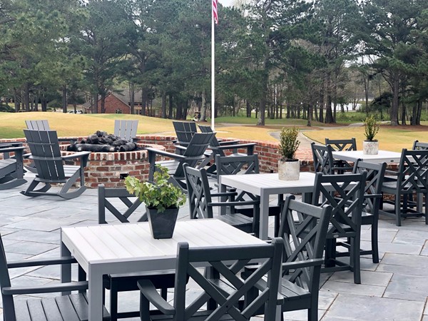 Canebrake Country Club outdoor dinning