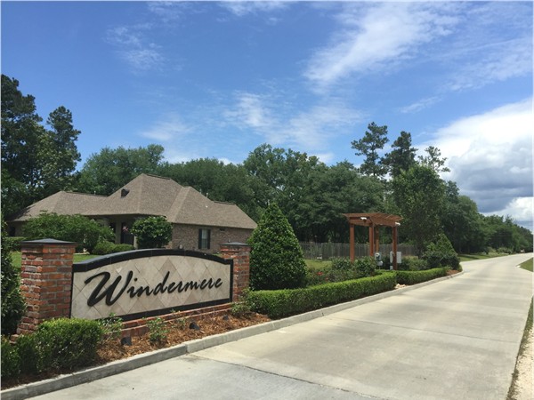 The beautiful entrance to Windermere in Madisonville