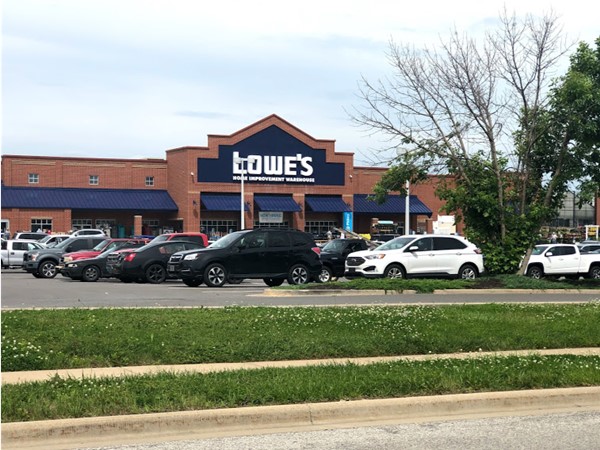 Lowe's Home Improvement shop nearby Brookfield