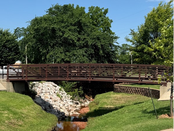 Walking trail in Veterans Park