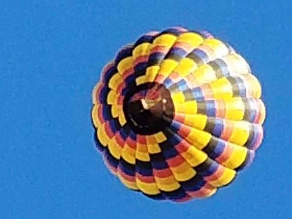 Balloon over Nottingham Lake, Overland Park
